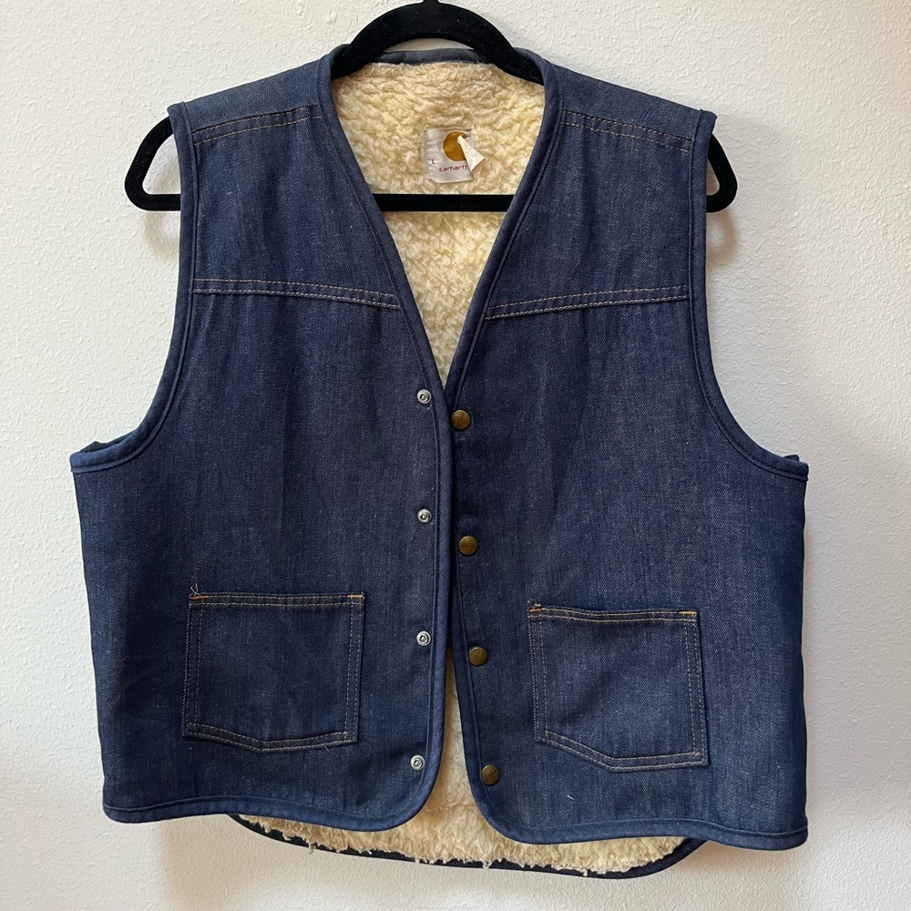 VINTAGE CARHARTT SHERPA LINED DENIM VEST